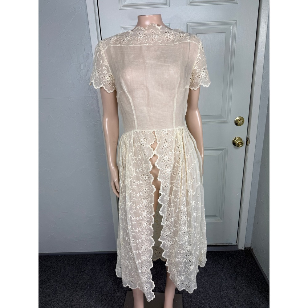 Vintage 50s Women's Dress Cotton Floral Embroidered Eyelet Side metal zip DD8